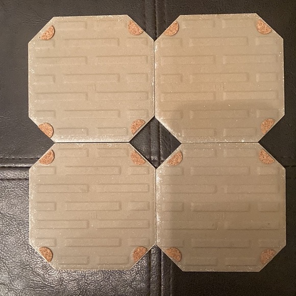 Ceramic Carousel Coasters - Set of 4 - Picture 5 of 11